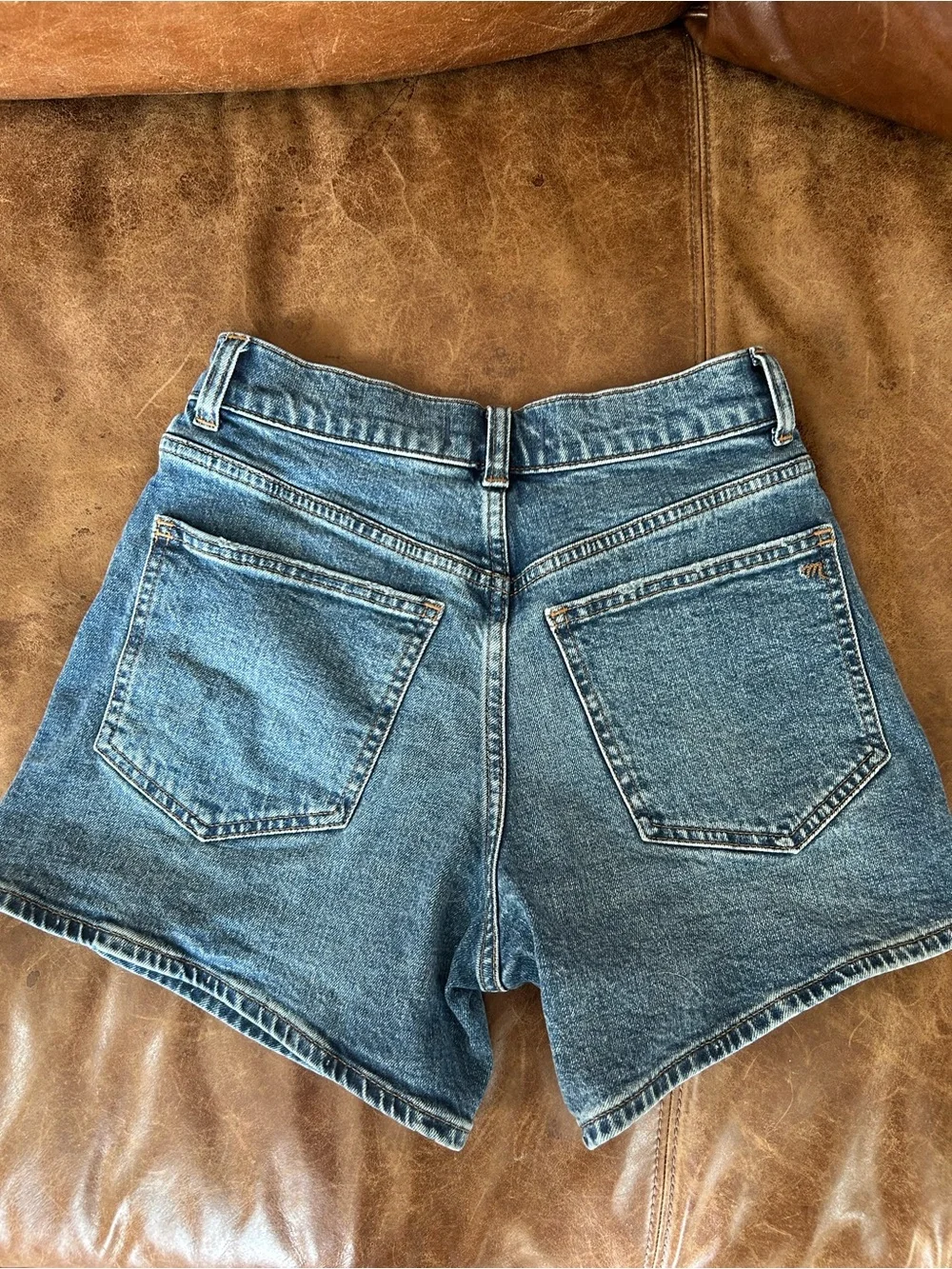 Madewell The Perfect Mid Length Jean short